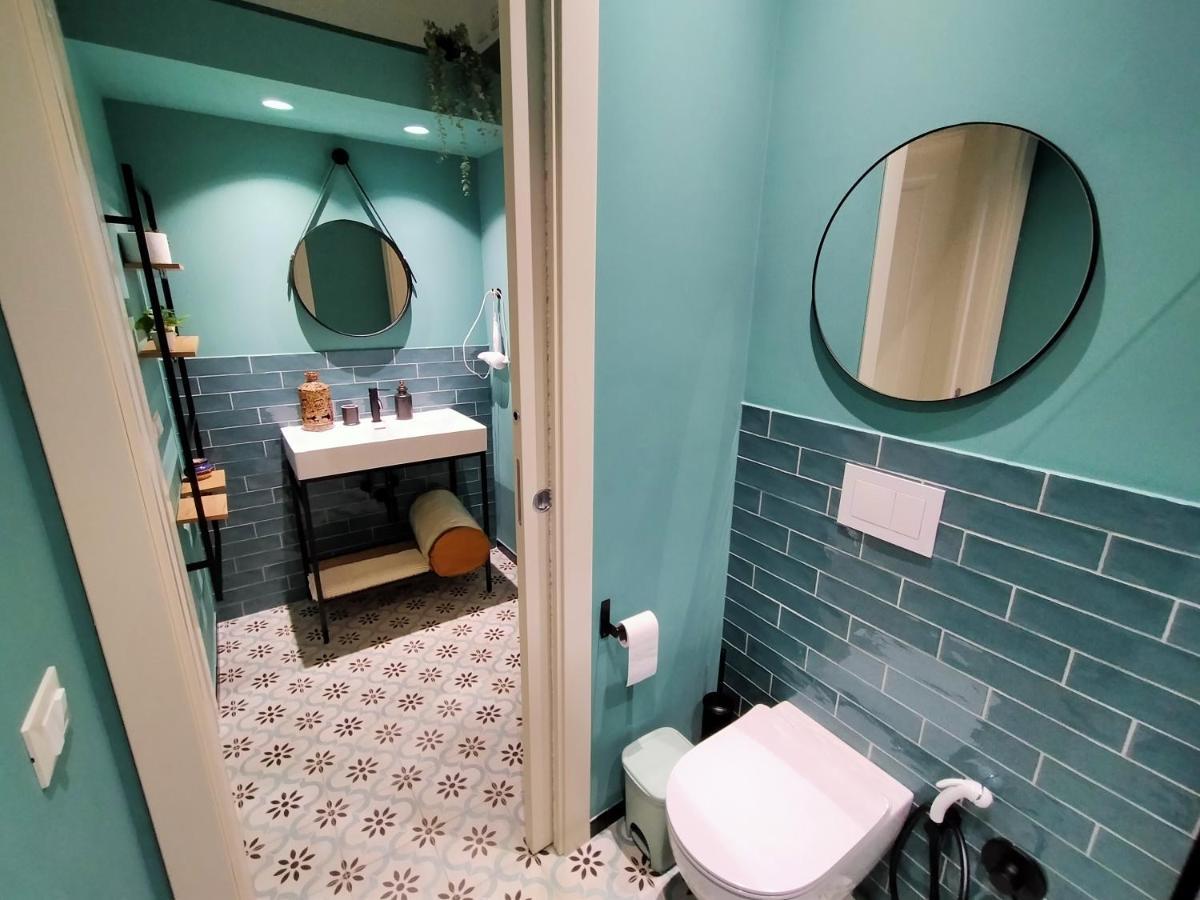 Sonnino Suite Jacuzzi Apartment Bari Exteriör bild