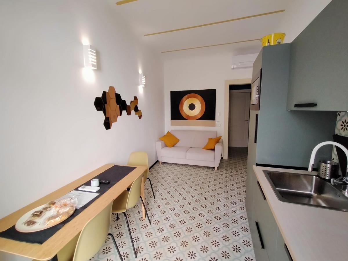 Sonnino Suite Jacuzzi Apartment Bari Exteriör bild