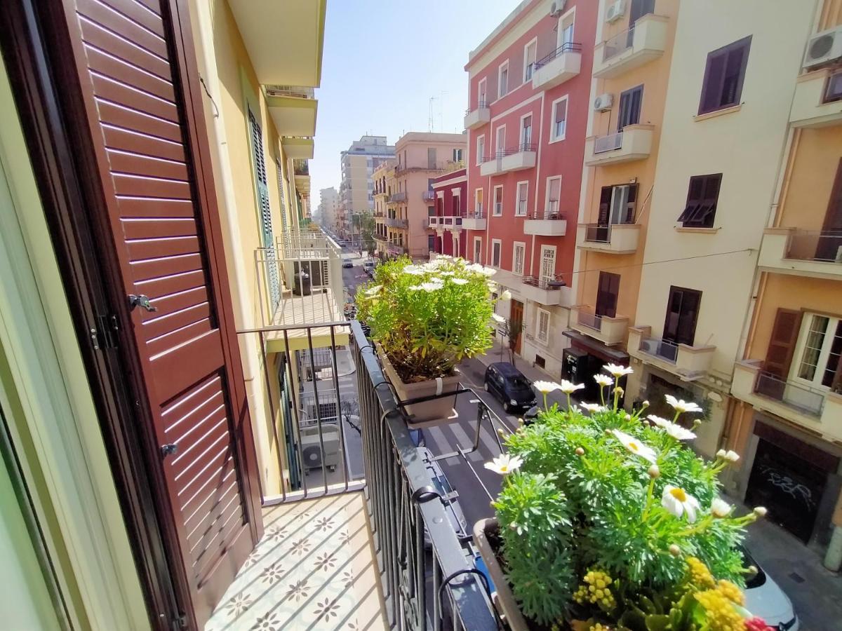 Sonnino Suite Jacuzzi Apartment Bari Exteriör bild